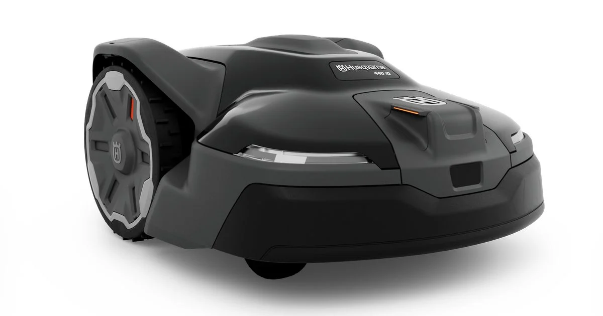 Husqvarna Automower 440 iQ — manufacturer product photograph