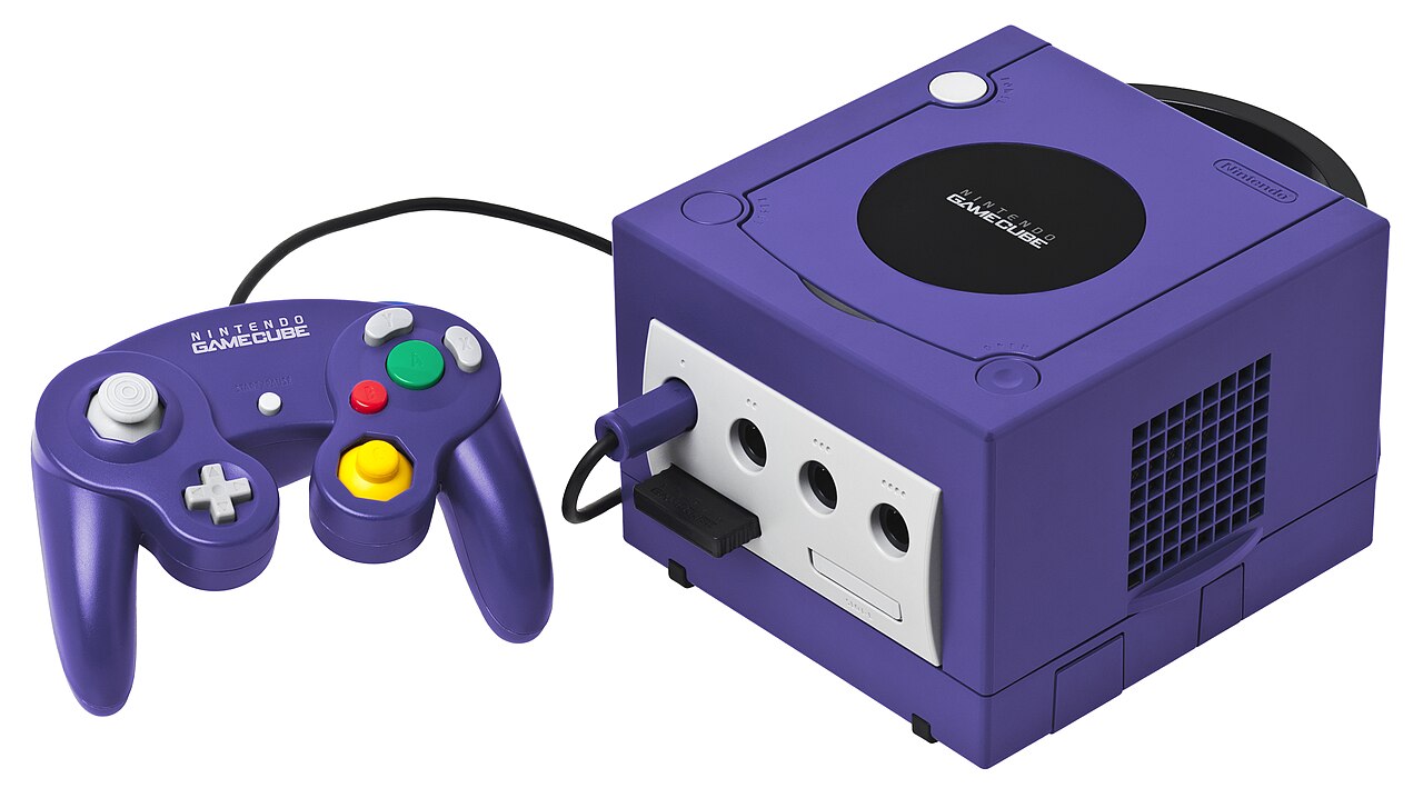 Nintendo Nintendo GameCube — manufacturer product photograph