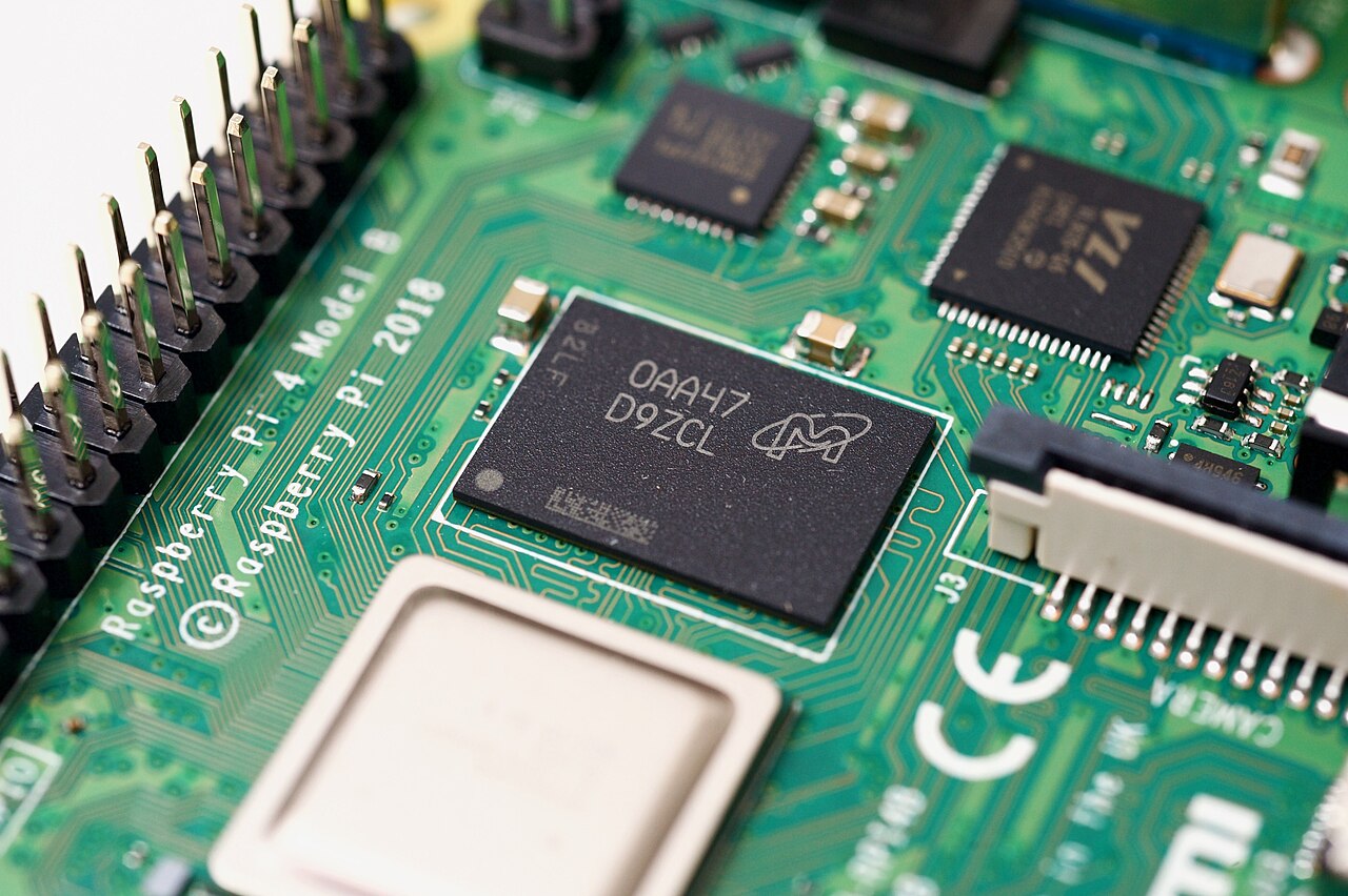 Raspberry Pi Raspberry Pi 4 Model B 8GB — manufacturer product photograph