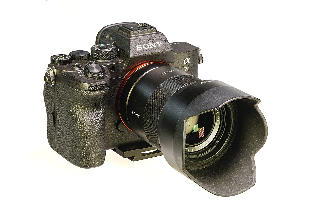 Sony A7R IV — manufacturer product photograph