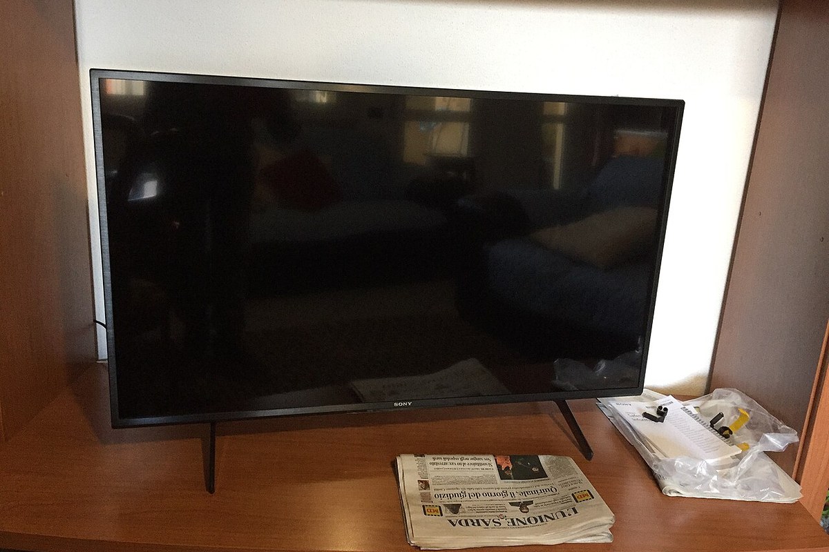 Sony BRAVIA 9 — detail crop from the cited public reference image.